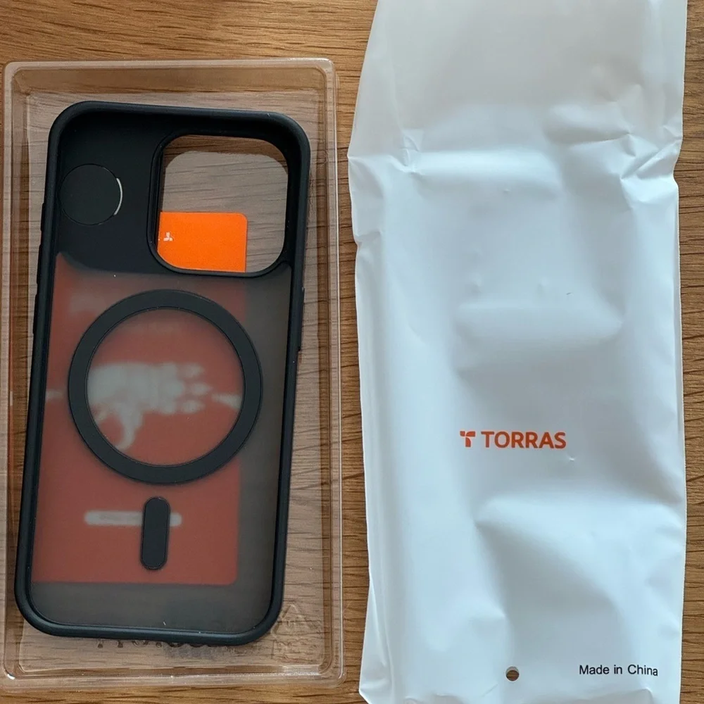 Torras Black MagSafe Compatible Phone Case